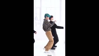 Bts 방탄소년단 Dance Practice Boy With Luv V Focus