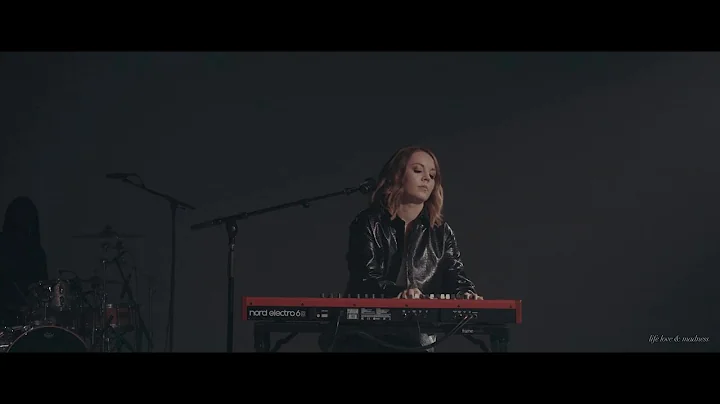 Sarah Reeves - Anxious (Live)