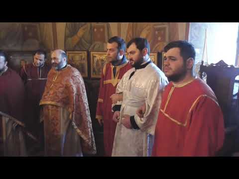 სამღვდელო და სადიაკვნე ქიროტონია