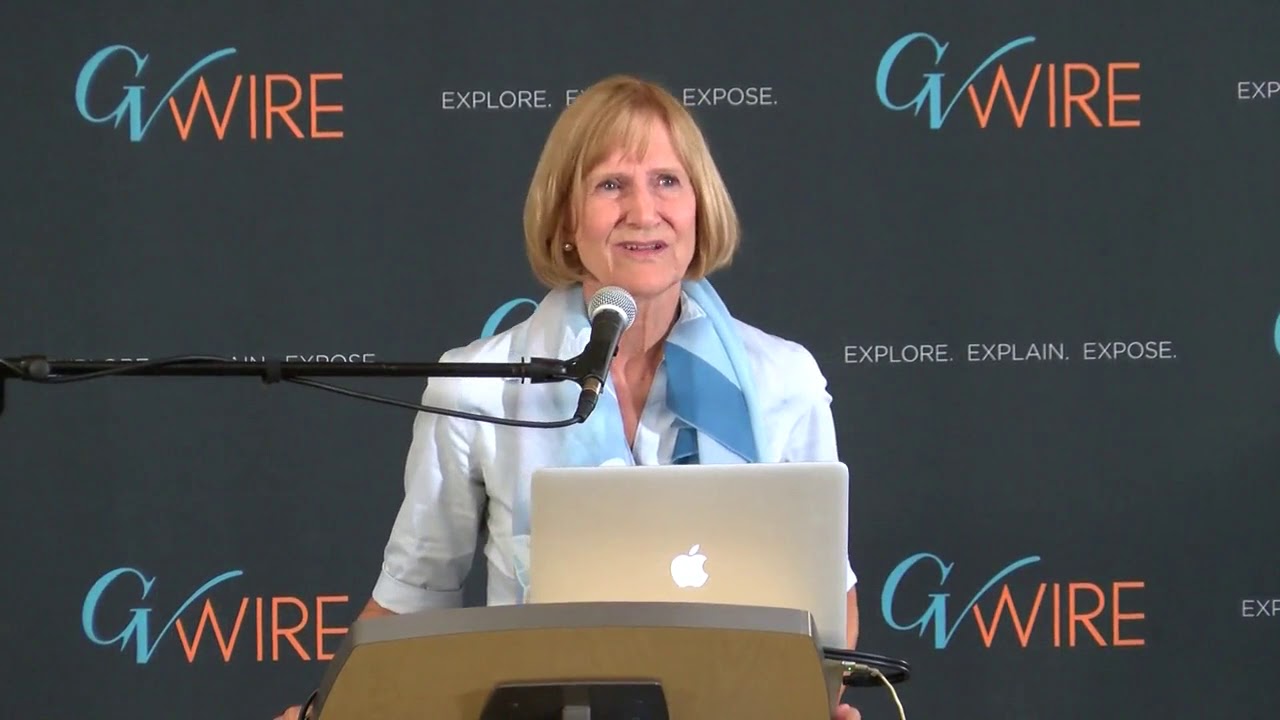 帷幄上奏権 Alison Weir Speaks At Clovis Community College