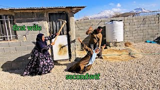 Zahra is Out of Control!  Heshmat Struggles to Keep Peace (Dog Bath Vlog