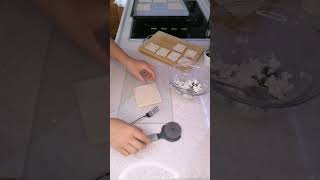 Download Lagu KAHVALTILIK KÜÇÜK  MİLFÖY BÖREKLER #börek #pasta#keşfet #yemek #sunum #keşfet #öneçıkar #tatlı MP3