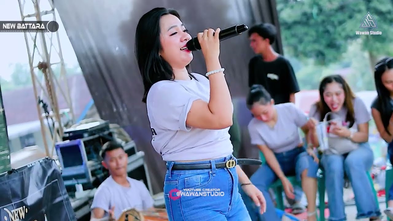 KOPLO DUSTA VOC : JUNOT BARBIE || NEW BATTARA - LIVE GURADOG