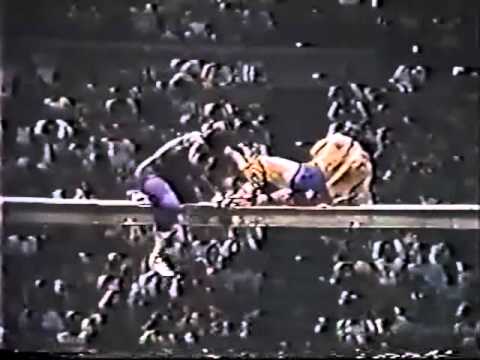 Scaffold Match! Bill Dundee vs Sweet Brown Sugar w Jimmy Hart - 1of2 (6-21-82) Memphis Wrestling