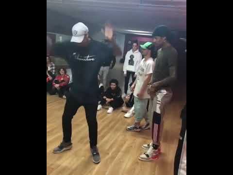 LES TWINS |