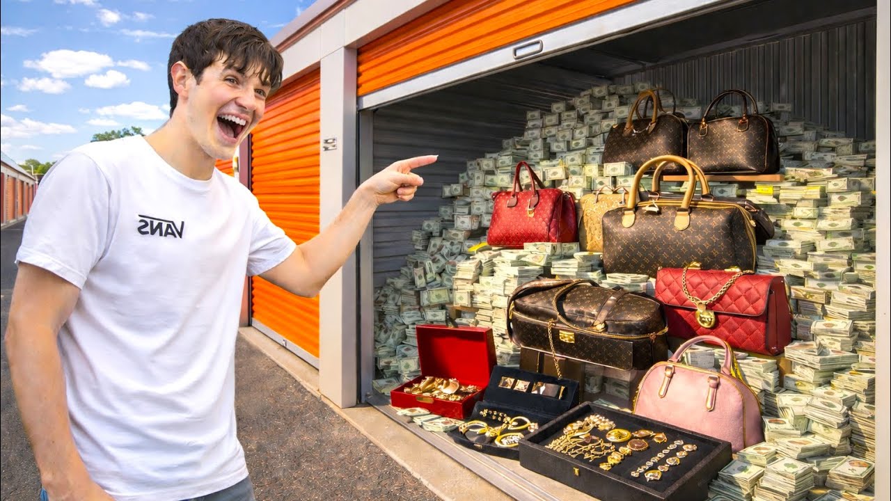 I BOUGHT A MULTI MILLIONAIRES ABANDONED STORAGE UNIT FULL OF MONEY!!