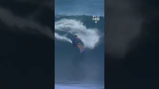 Triple barrel MAGIC 🪄 @gabrielmedina flips the Quarterfinals on its head with a 9.33 #FijiPro