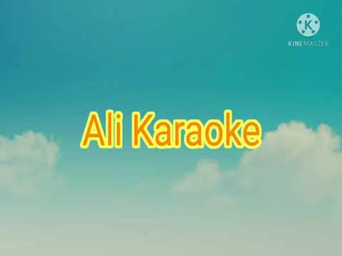 فتادم ز عشقت به دریایی غم بیا و نجاتم بده