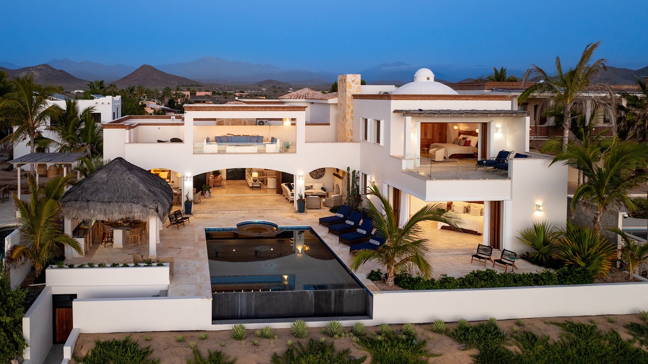 Exploring a Stunning Luxury Waterfront Property for Sale Near Los Cabos