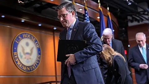 GOP-backed health care bill passes House, four Republicans join Democrats to force ACA subsidy vote