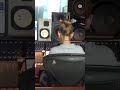 la nouvelle vidéo d’Ariana Grande en studio 👀