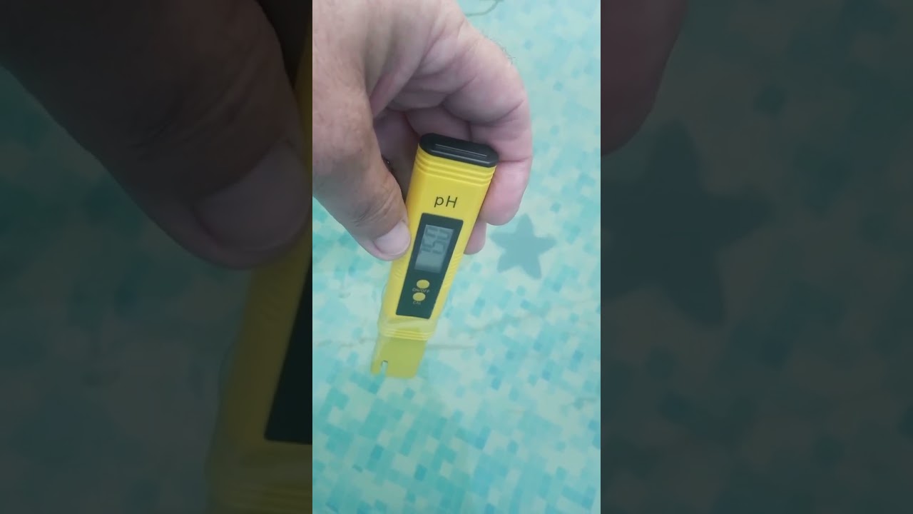 Вимірювання Ph води в басейні. Норма 7.2 - 7.6