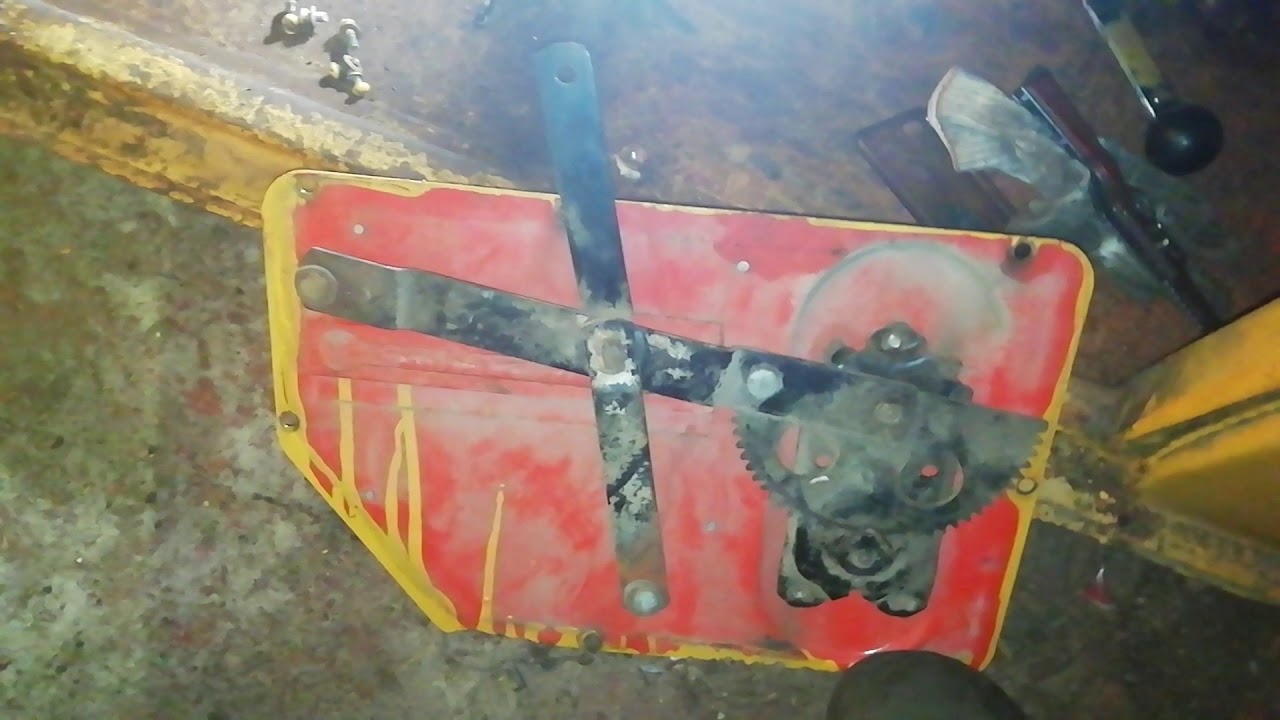 Как устроен стеклоподъемник на дт 75 - фото