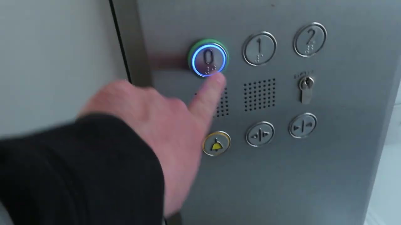 Thyssenkrupp Traction Office? Elevators At Westfield Forum des Halles