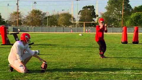 glee - single ladies (beyoncé) kicker 'audition' - kurt hummel (chris colfer)