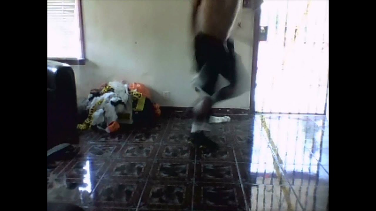 Gillys black is back