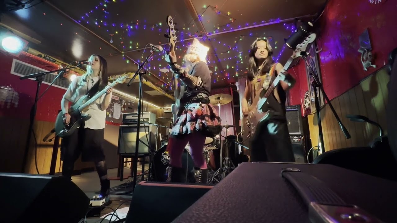 X Marks The Spot (Live @Quarry House Tavern)