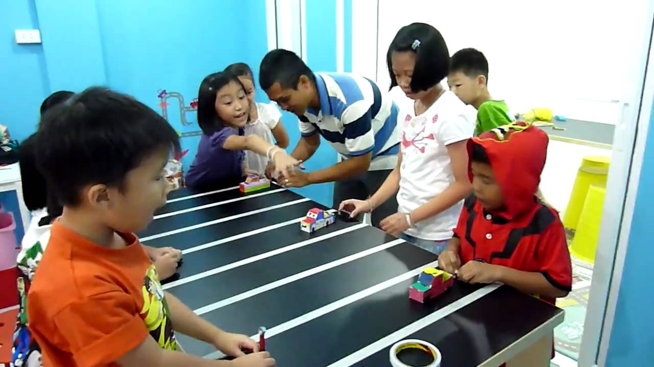 car racing first round YouTube