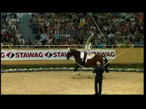 Voltigieren - Kr Daniel Kaiser - CHIO Aachen 2009 ...