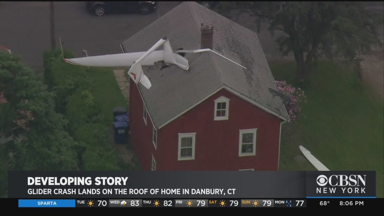 Plane Crashes Into Connecticut Home - YouTube