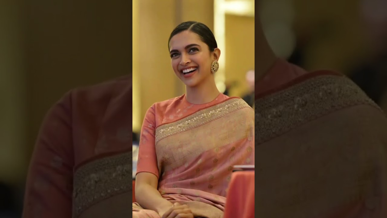Most stylish 😍😘 deepika padukone in saree looks ❤❤ 