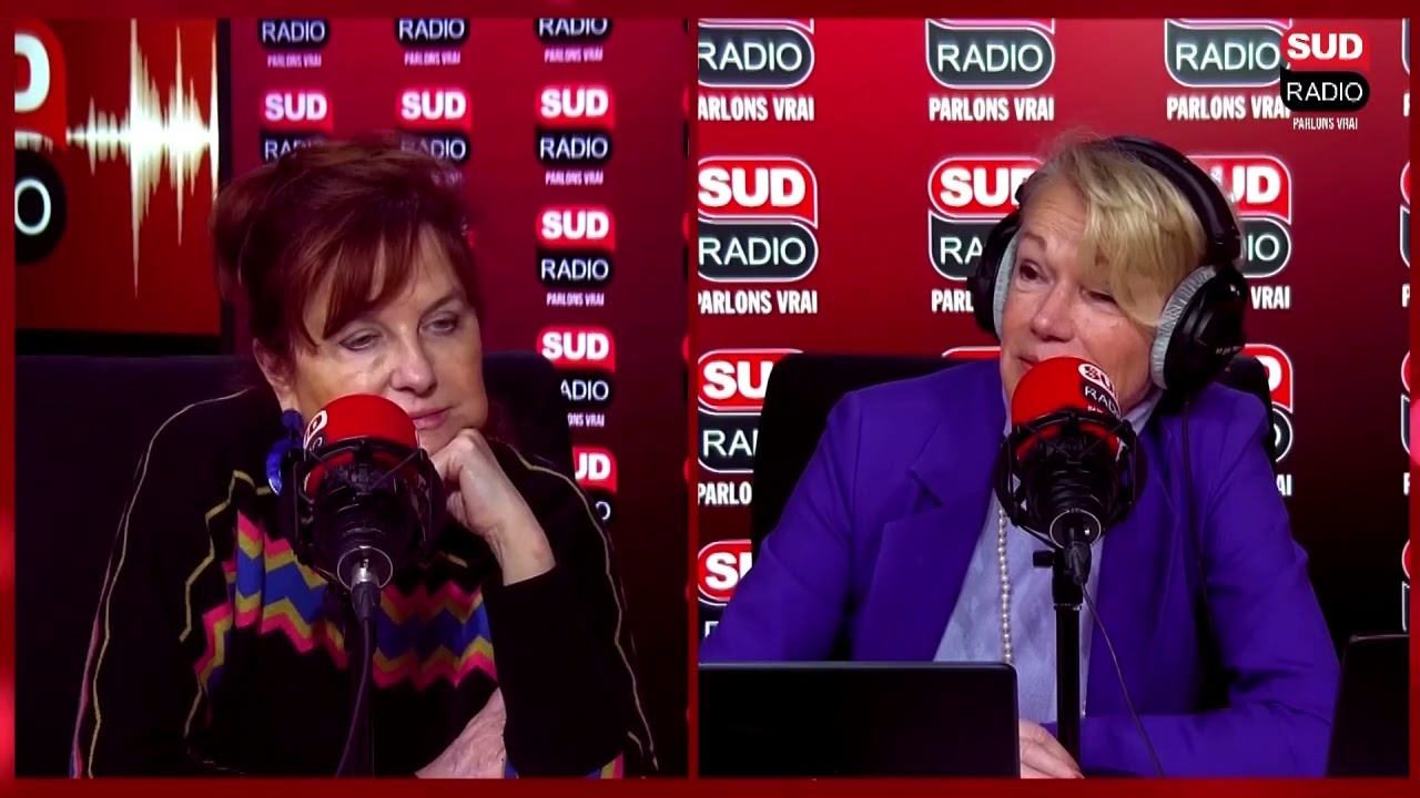 ?️Céline : "J'ai du mal à me montrer nue avec mon compagnon."