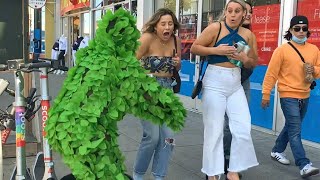 😂😆Bushman Funny Scare hot girls Prank42 #trynottolaugh#shorts #viral #funny #comedy part 42😂