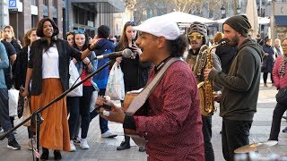 Buenas Costumbres: "Cariñito" - Busking in Barcelona