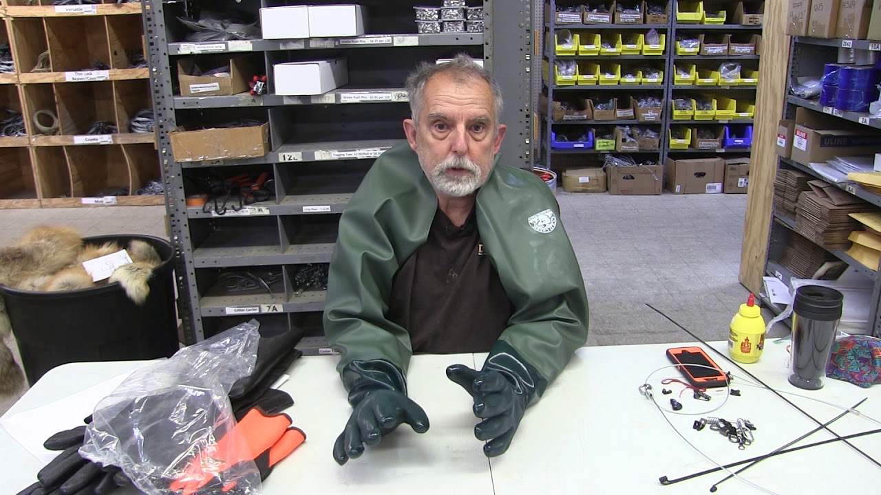 Cold Creek Shoulder Gauntlets Animal Traps Supplies