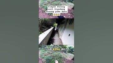 Timpuk Pocong usil Digedung kosong pake Batu 😱 #viralvideo #horror #shorts #pocong #fyp #reels