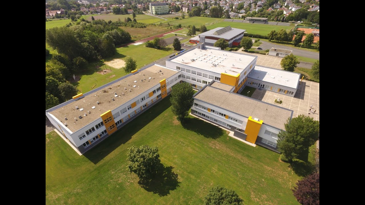 Die Carl-Bantzer-Schule Schwalmstadt stellt sich den Grundschülern vor.