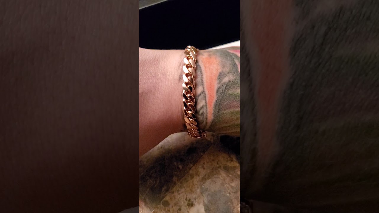 8mm Miami Cuban Link 18K Rose gold 7 inches.