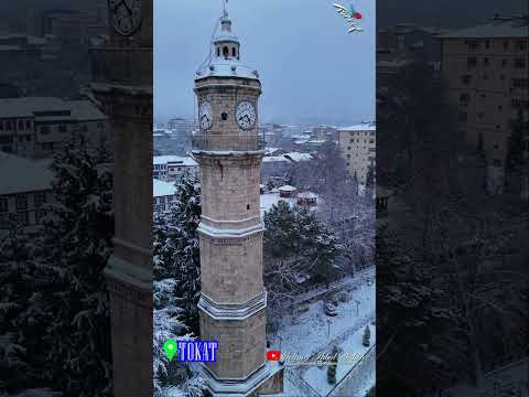 Tokat Saat Kulesi ve Behzat Camii karlı manzara - Drone ile Dikey Çekim / 1.1.26