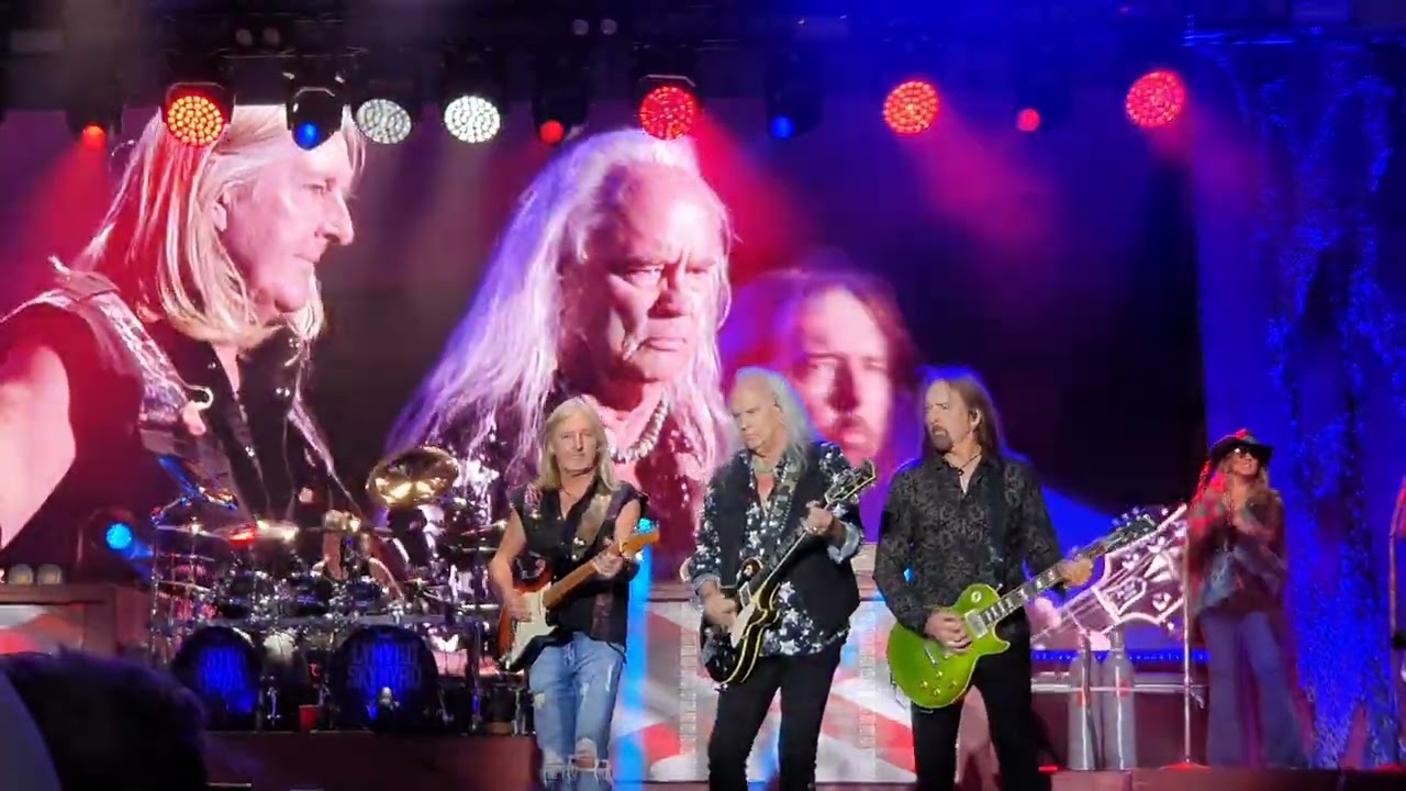 レーナード・スキナード/スウィート・ホーム・アラバマ Lynyrd Skynyrd - Sweet Home Alabama (Lyric Video) - YouTube