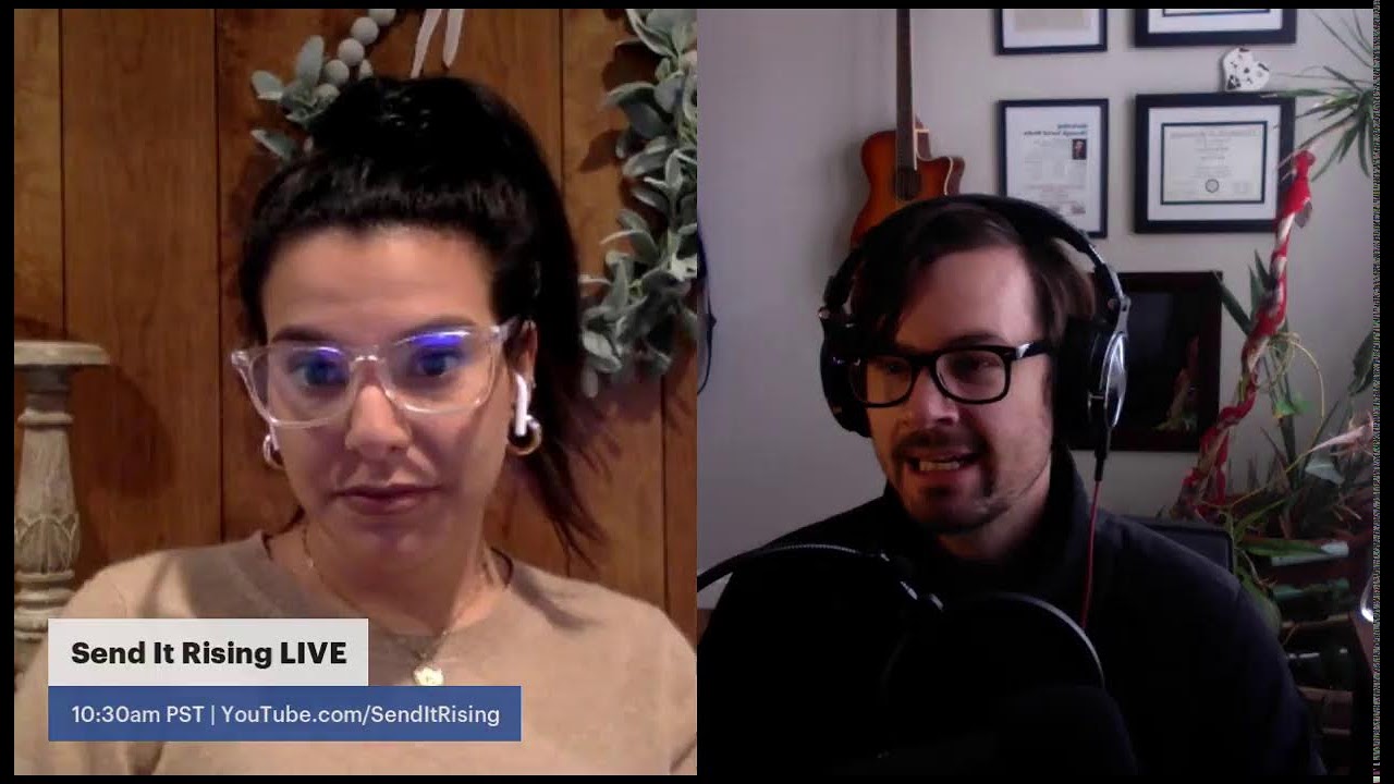 Social Media Executive - Hannah Acosta | Ep. 354