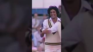 Imran Khan &amp; Waseem Akram Dangerous Bowling Duo #cricket #funnycricket #imrankhan #waseemakram