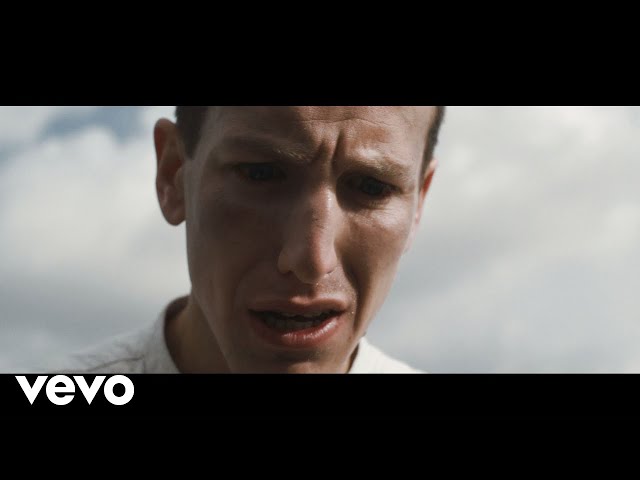 LAAKE - RUN (Clip Officiel)