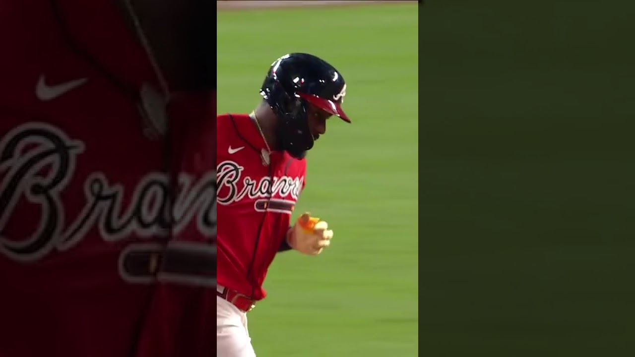 A homer for Harris 💥