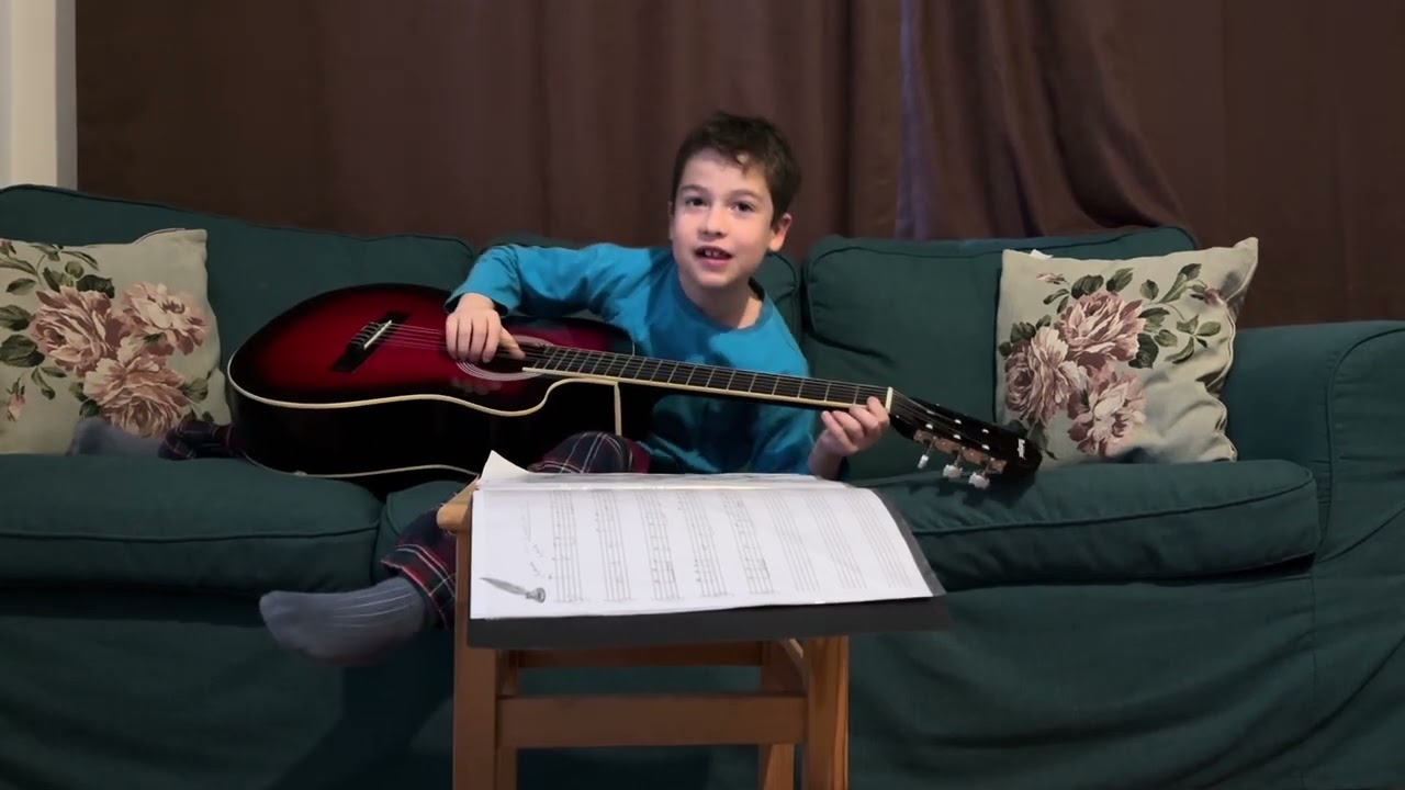 Tanıdığım Kişilerin Notasını Belirliyorum 🎸 | Çocuk ve Gitar