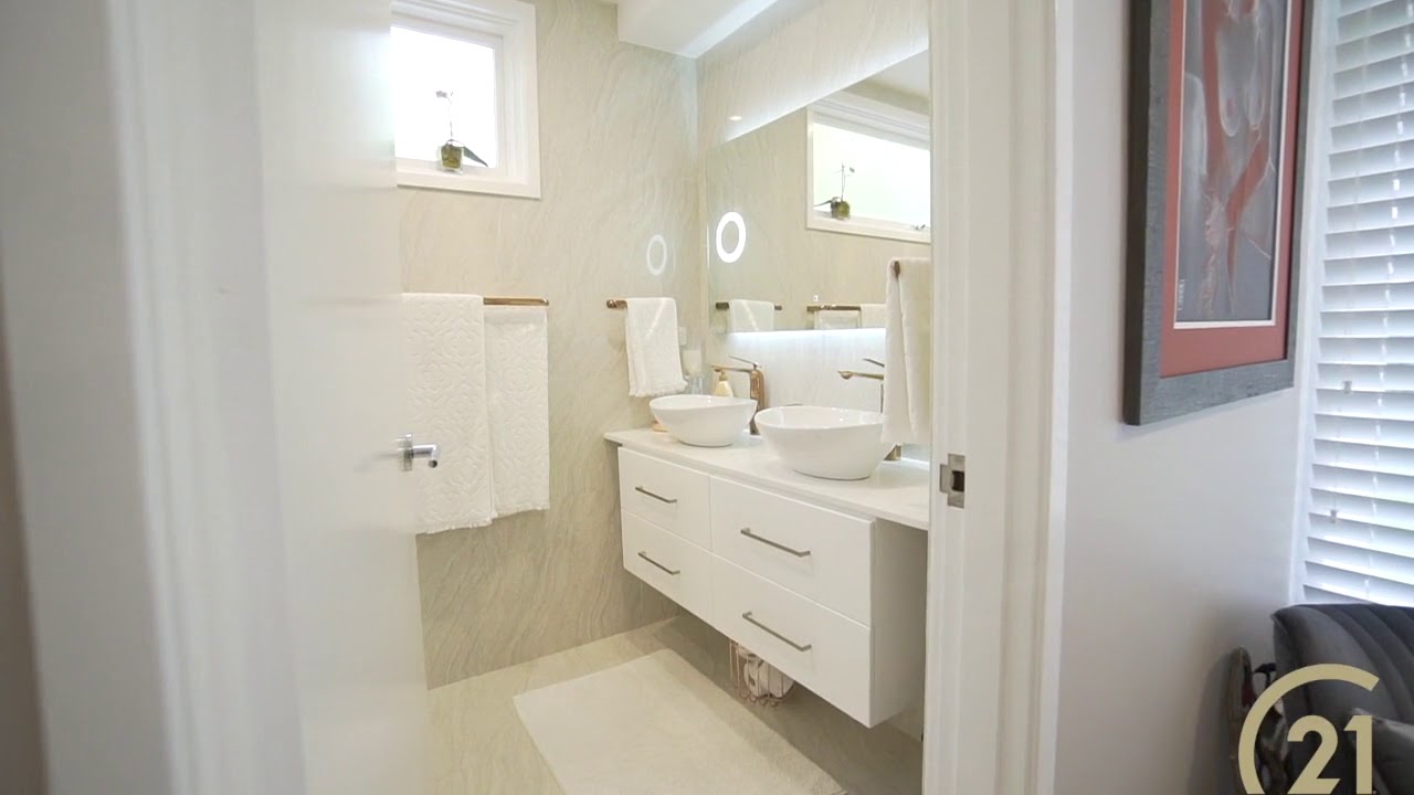 CENTURY 21  RADAR    16 Manor Road, Hornsby