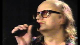Video voorbeeld van "Juice Leskinen 40 vuotta-konsertti (1/3)"