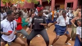 Coup du Marteau & Fimbu, Ambiance Danse au Collège La Fayette San-Pedro avec OUMAR OUATTARA