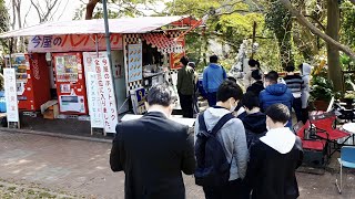 一時間待ちは当たり前！続々人が集まる７６歳おじいちゃん屋台の開店に密着！Japanese street Food
