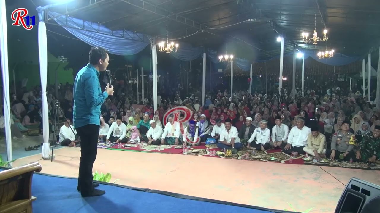 UST. NANA DENGAN TAMPILAN YANG BEDA