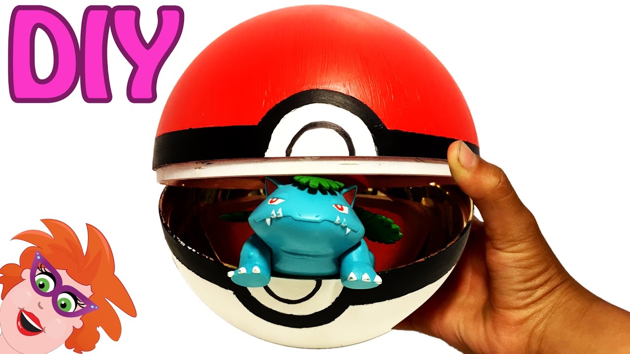 Pokebal Schilderen Op Een Plastic Bal De Pokebal Kan Open En Dicht Giant Pokeball Youtube