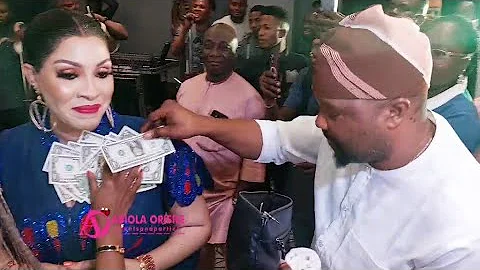 DOLLARS 💸 RAIN ON KI WIFE AJIKE OKIN MOMENTS ALAO MALAIKA SERENADE HER @K1 66TH BIRTHDAY PARTY
