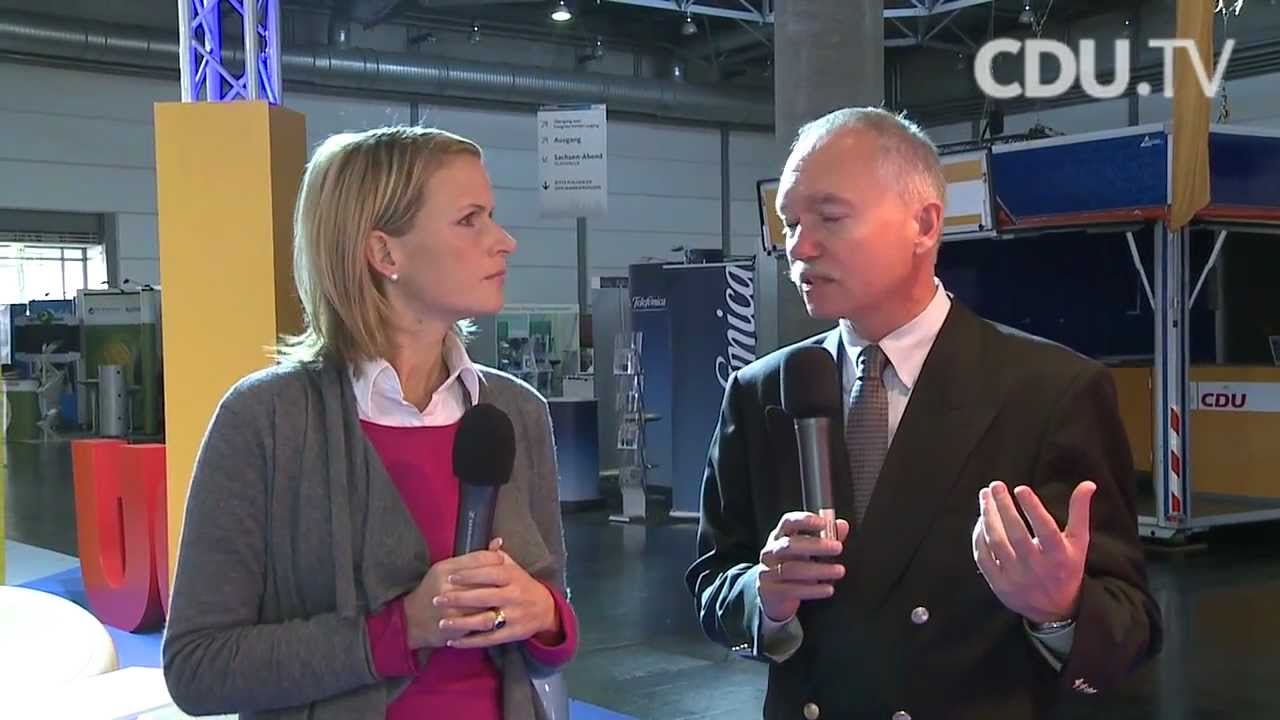 Klaus Schüler stellt den "Aktionsplan Volkspartei 2020" vor