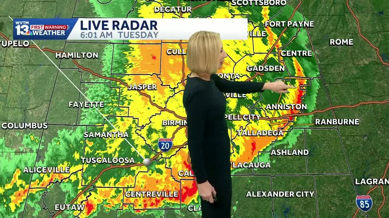First round of severe storms crossing Alabama Tuesday - YouTube