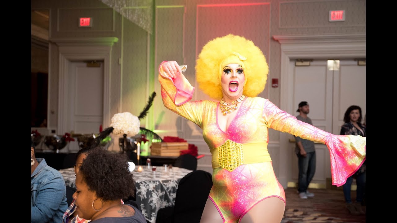 Sabrina Laurence - Drag Yourself to the WFC Performance