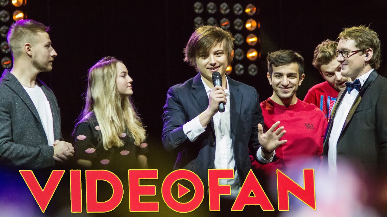 VIDEOFAN. Видеоблогеры на сцене Видеофана. Фотографии.